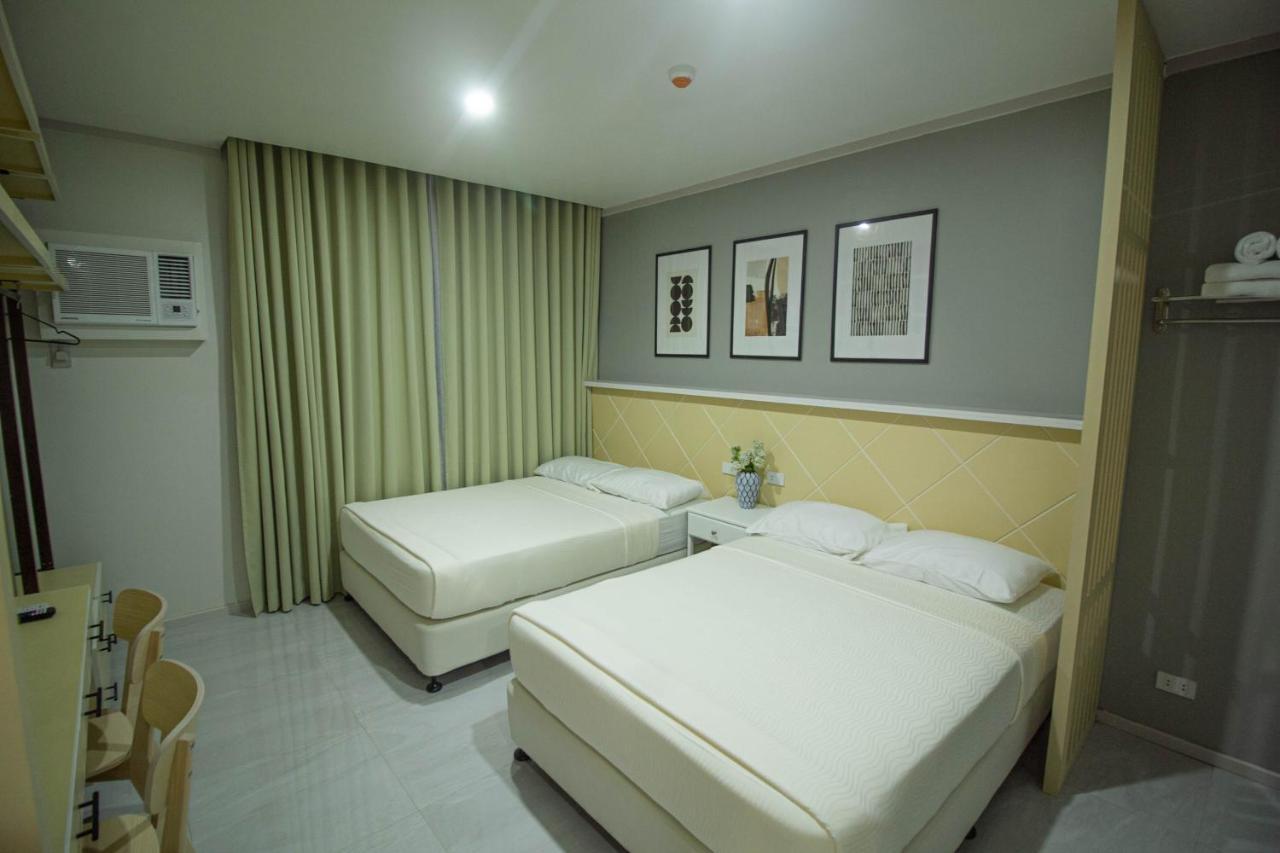 Twin Hearts Residences 1 Рохас Экстерьер фото